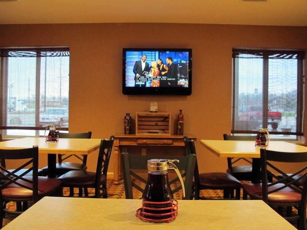 Super 8 By Wyndham Cloverdale Wine Country Εξωτερικό φωτογραφία