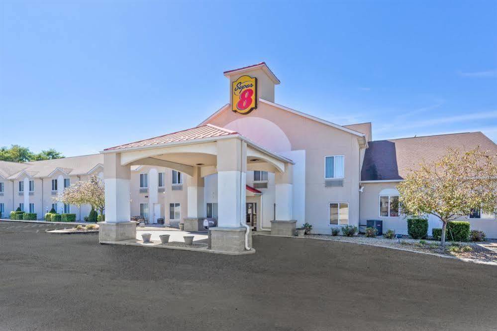 Super 8 By Wyndham Cloverdale Wine Country Εξωτερικό φωτογραφία